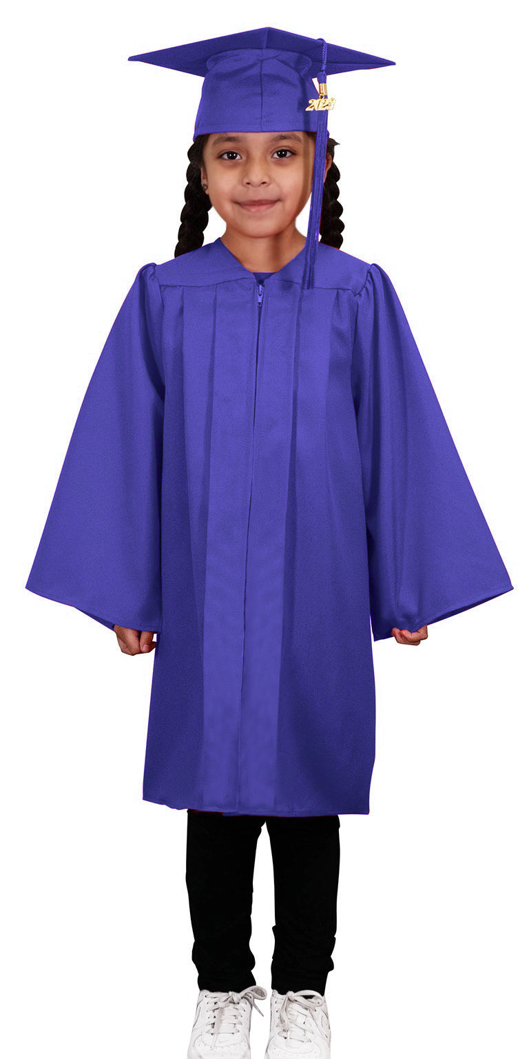 950+ Preschool Graduation Cap And Gown Stock Photos, Pictures &  Royalty-Free Images - iStock